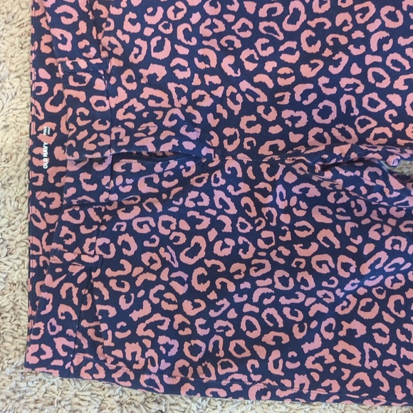 Old Navy pixie ankle cheetah print pant - Picture 2 of 5